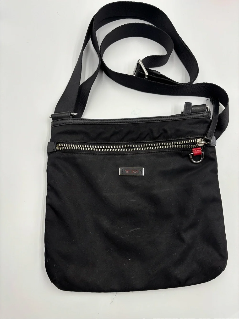 Tumi Crossbody black Shoulder Messenger Bag Zip Pockets Travel Nylon 9x9
